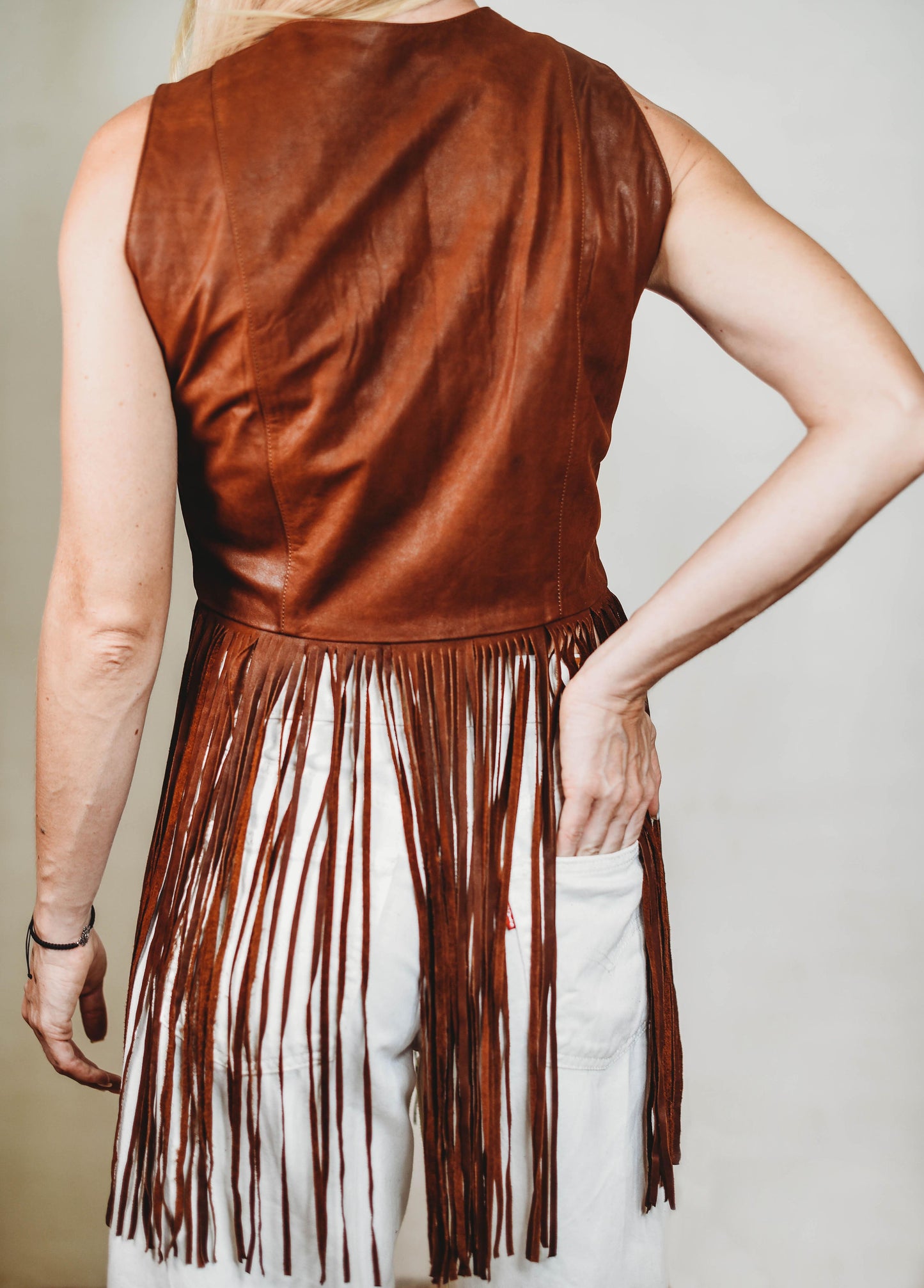 Uta V-Neck Vest Brown Antique