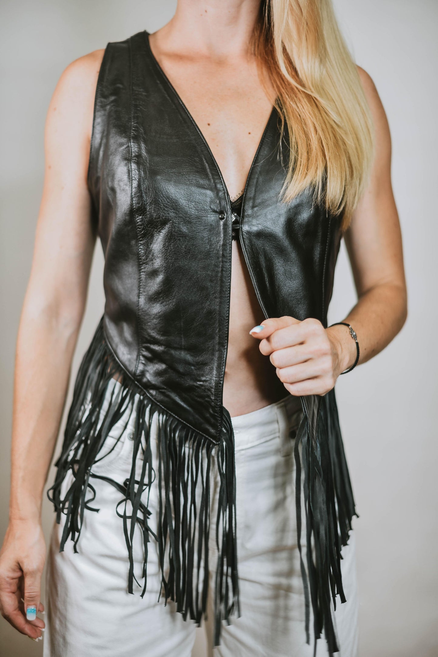 Vero V-Neck Vest Black