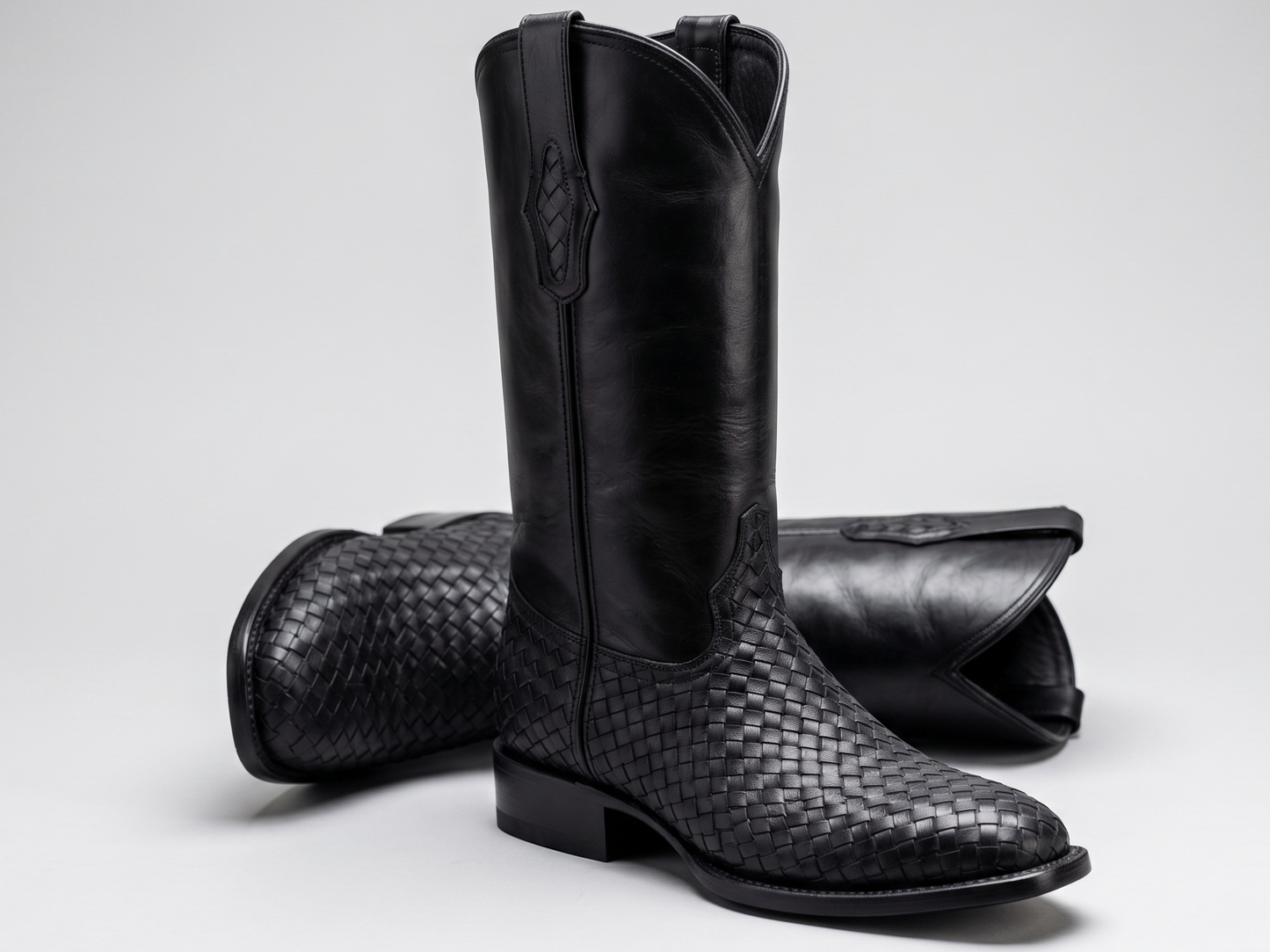 Petatillo Pattern Western Boots – Black